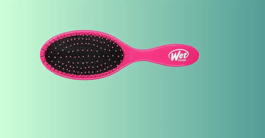 wet brush detangling hair