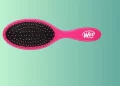 wet brush detangling hair