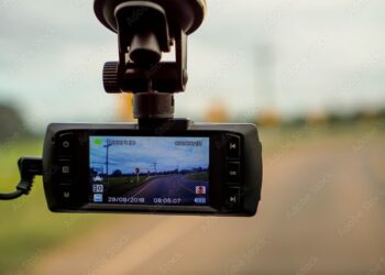 dash cam mounted in a car